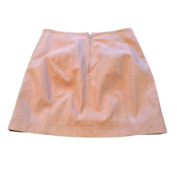 FREE PEOPLE Modern Femme Vegan Suede Mini Skirt, Size XXS - Picture 2 of 13
